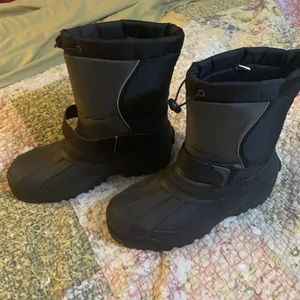 Men’s insulated snow boots